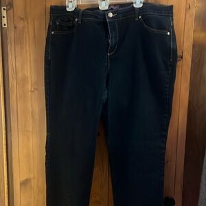 Gloria Vanderbilt Dark Wash Jeans